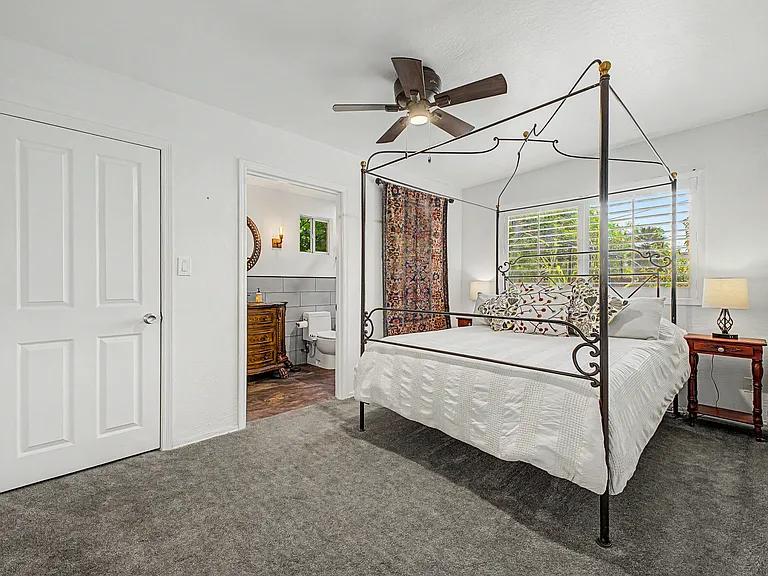 1221 E Mescal St — Photo 13