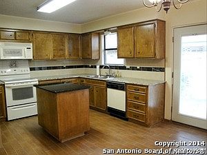 3rd image of 9047 Hetherington Dr
