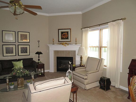 3rd image of 1526 Harvest Dr