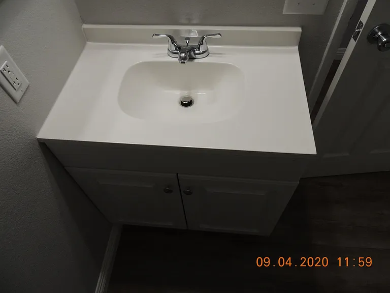 2053 S Plum Ave — Photo 7