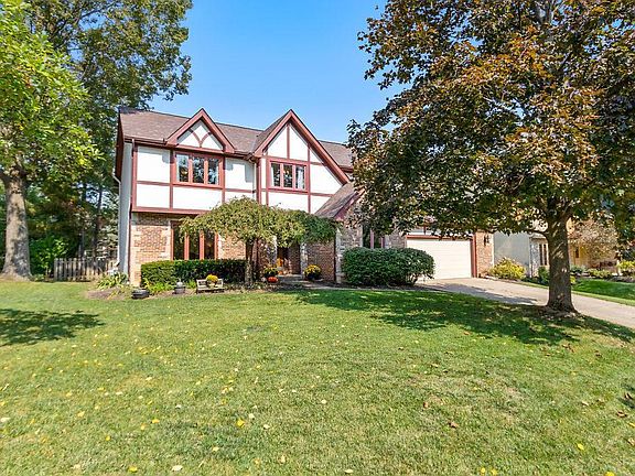 3rd image of 1016 Vincent Ct