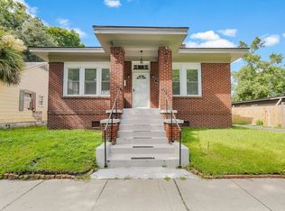 656 E 37th St, Savannah, GA 31401