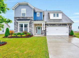 264 Hay Field Dr, Lillington, NC 27546