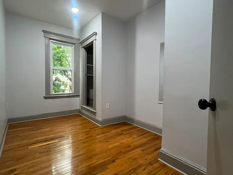 156 Wegman Pkwy #3.1 — Photo 10