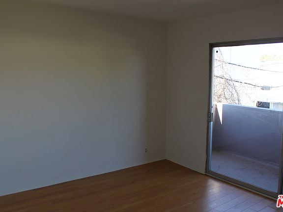 5th image of 1043 N Curson Ave APT 9