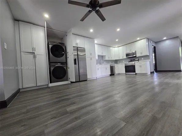 8227 NW 39th St, Pompano Beach, FL 33065