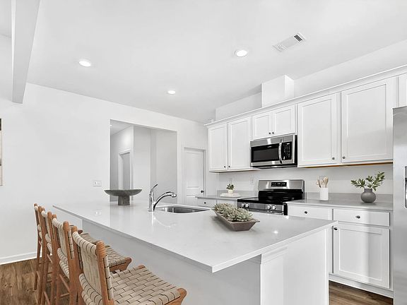 6th image of this home