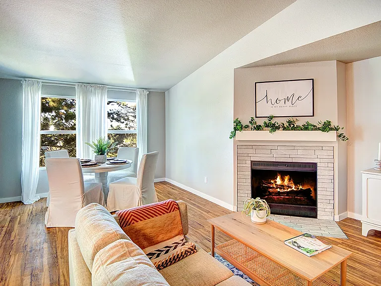 The Lynx Apartments — Photo 7