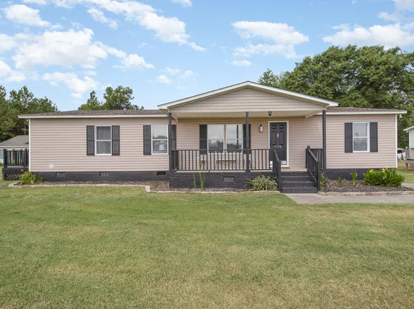 174 Valley Forge Way S, Cameron, NC 28326