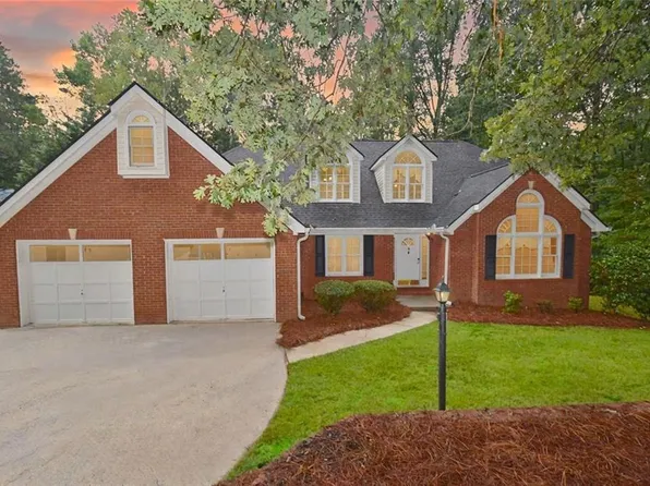 7156 Tara Dr, Villa Rica, GA 30180