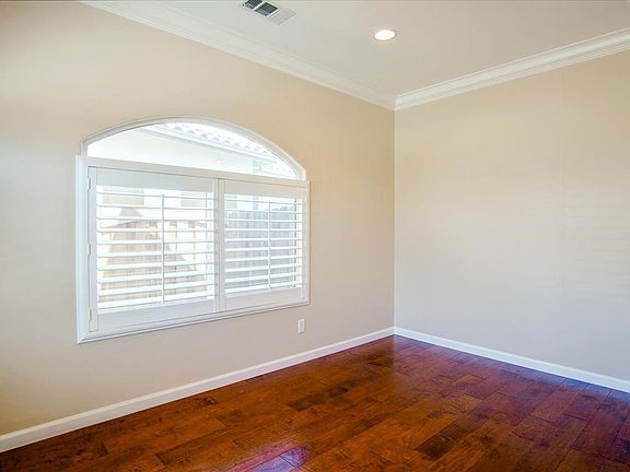4th image of 1741 Vallejo Dr