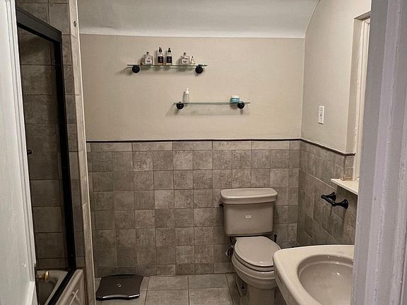 Upstairs bathroom