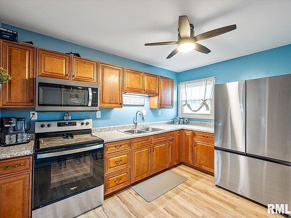 4th image of 1414 Lincoln St
