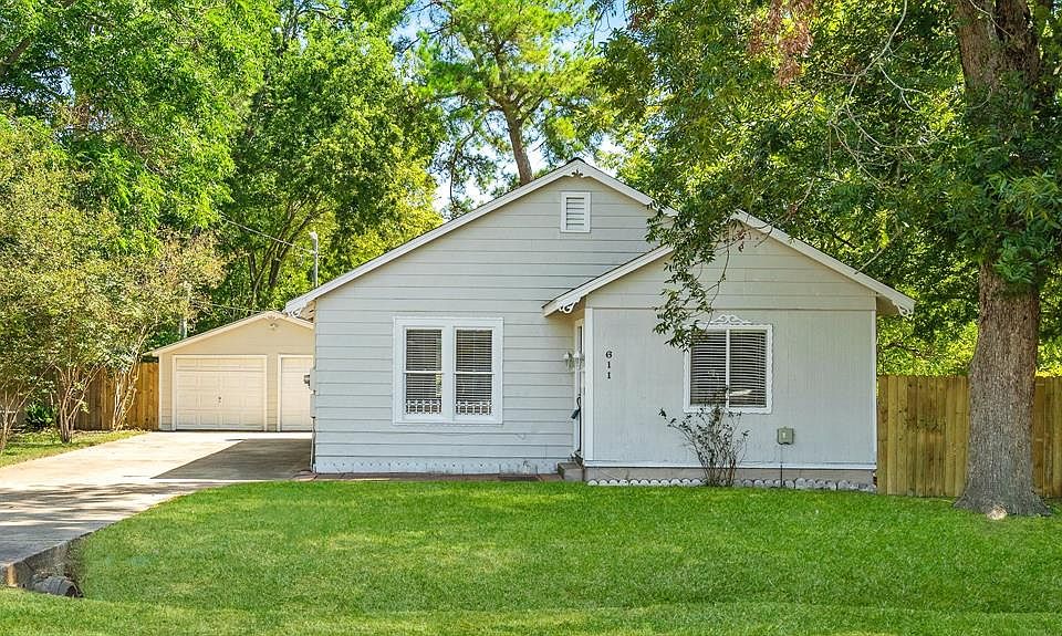 611 S Cherry St, Tomball, TX 77375 Zillow
