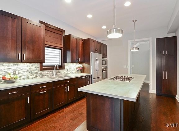 2nd image of 3139 N Clifton Ave