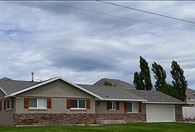 2nd image of 688 W 3200th St N