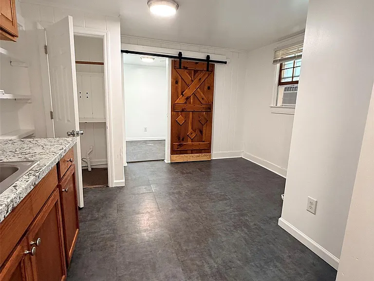 155 Main St #4 — Photo 8