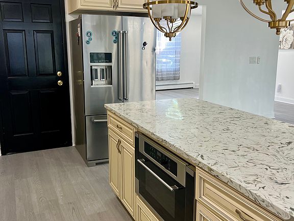 3rd image of 2507 Crane Pl