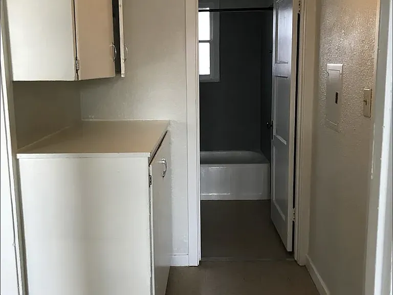 437 S Richmond Rd #A — Photo 6