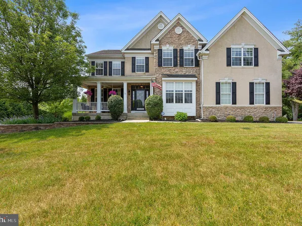 1348 Radburn Ct, Coatesville, PA 19320