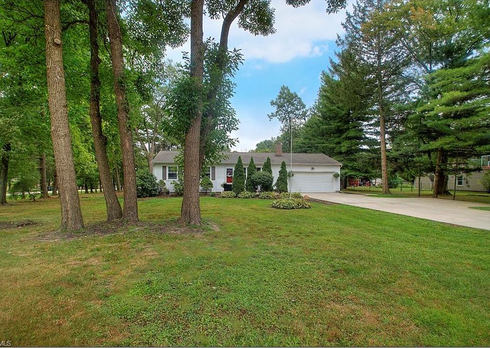 1st image of 2471 Monica Dr