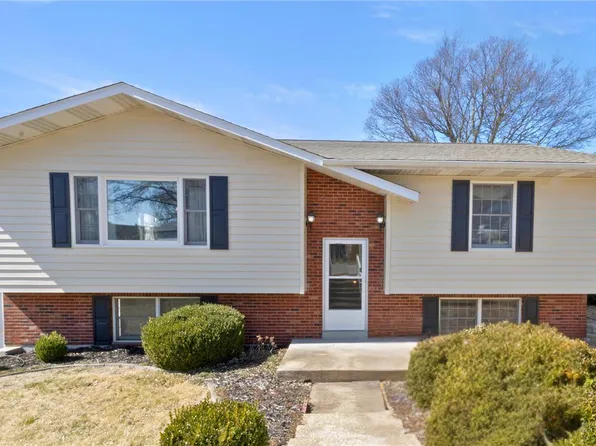 4 Bellamy Dr, Crystal City, MO 63019
