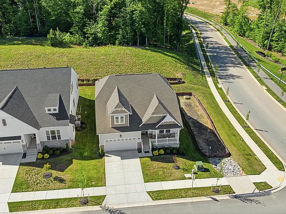 2nd image of 5361 Kings Canyon Ct