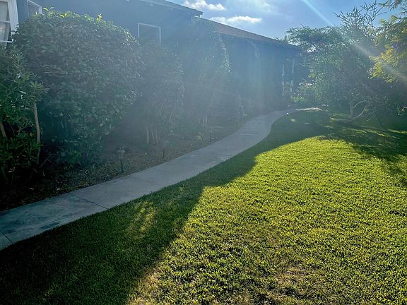 Beautiful maintained yard.