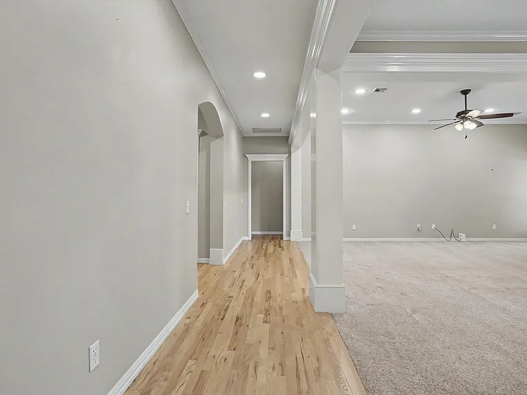 412 N Forest Ridge Blvd — Photo 9