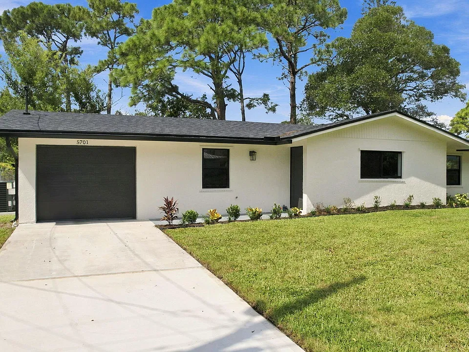 5701 Myrtle Dr