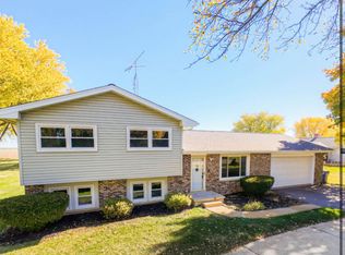 21044 Virginia Rd, Dekalb, IL 60115