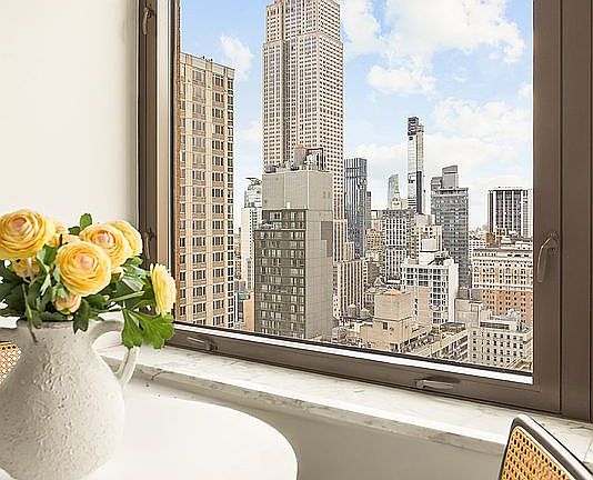 2nd image of 100 W 39th St APT 38I