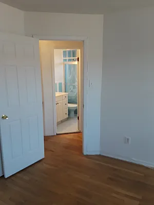 Rented by Owner | media 48