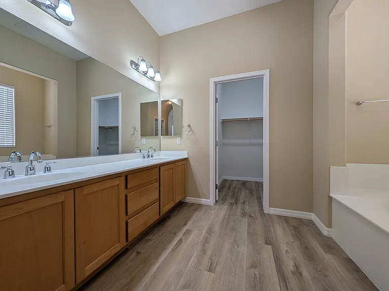 1032 Via Canale Dr — Photo 18