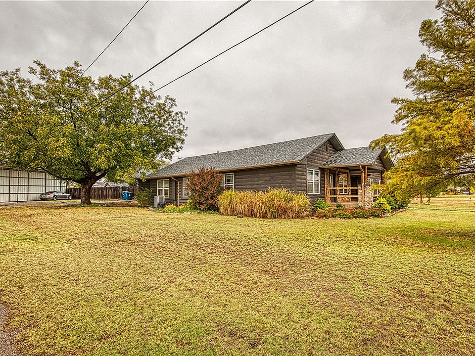 1302 N Market St, Cordell, OK 73632 Zillow