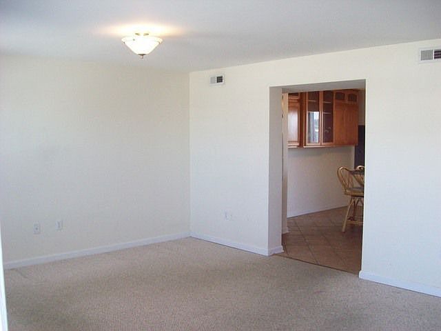 2nd image of 501 136th St