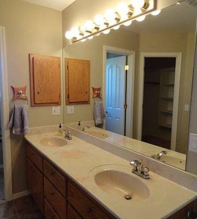 Master Vanity