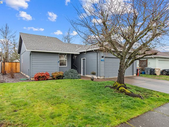 3rd image of 4875 SW Aster St