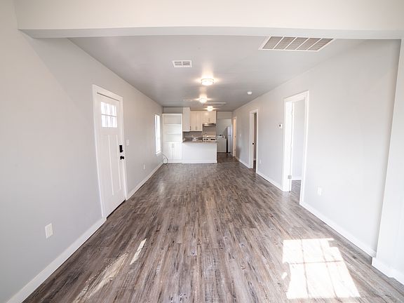 2nd image of 3925 E Admiral Ct