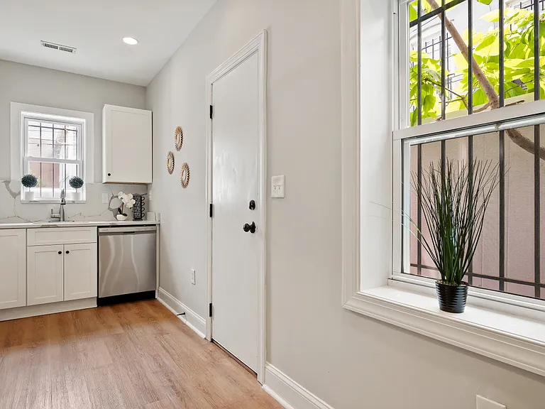 3207 Sherman Ave NW — Photo 12