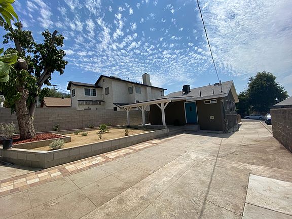 5th image of 3419 Roseview Ave