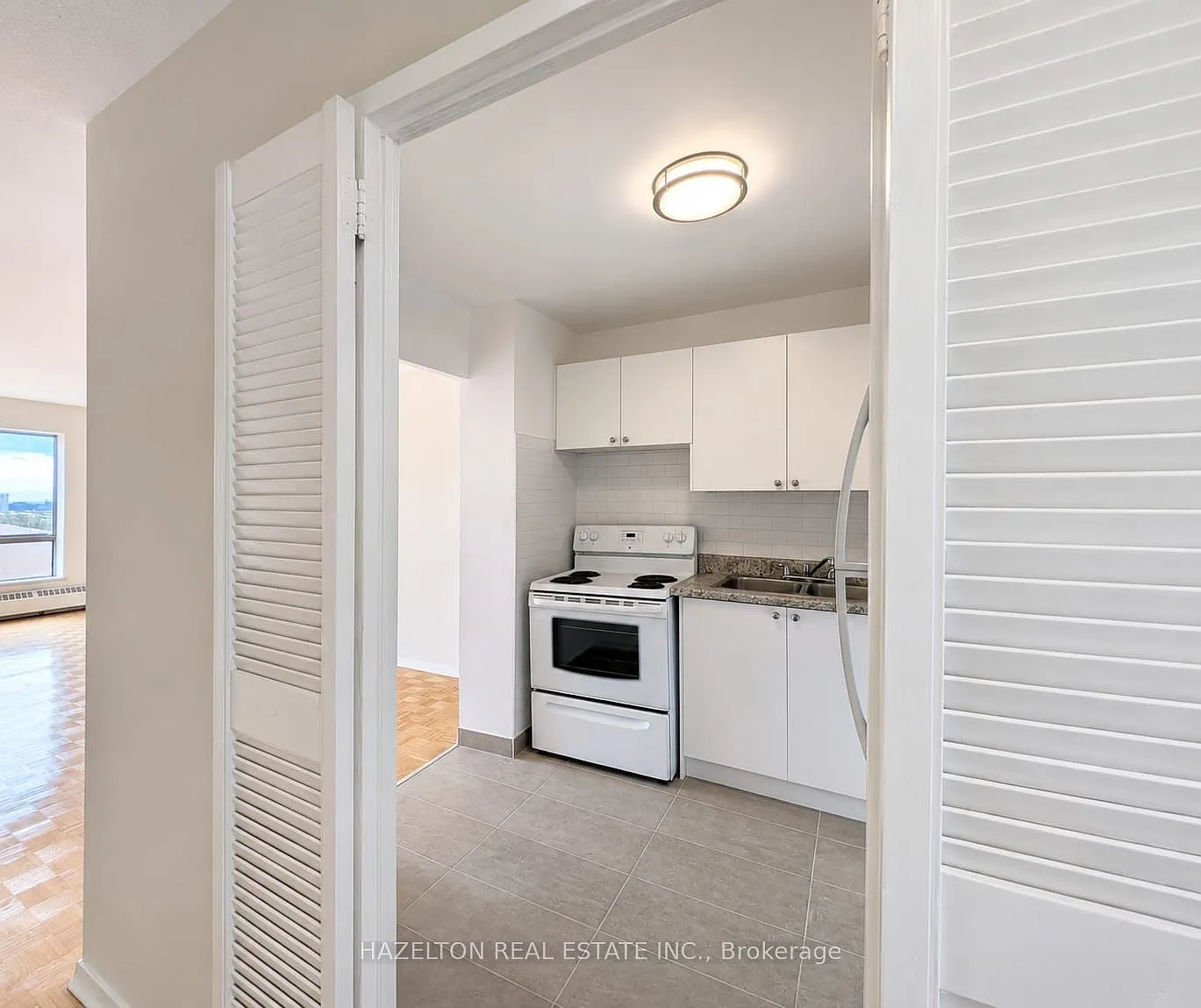1 bed, $2,000 — Photo 3