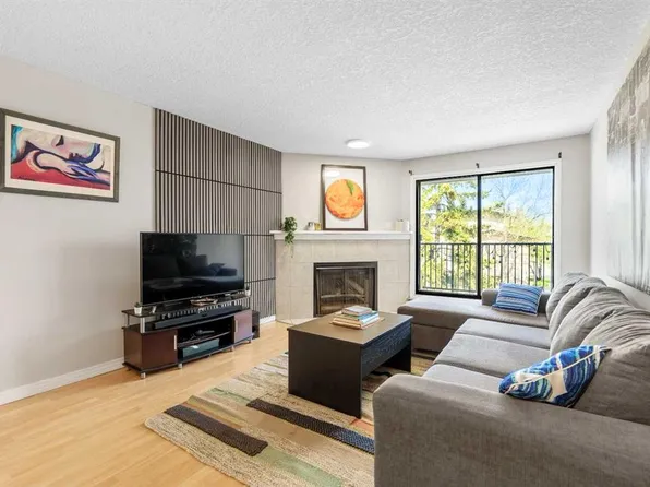 13045 N 6th St SW #4303, Calgary, AB T2W 5H1