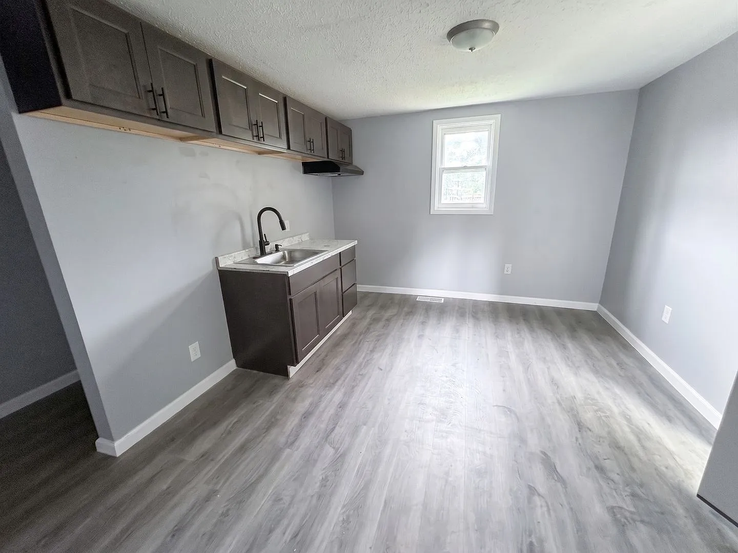 340 W 18th St — Photo 1