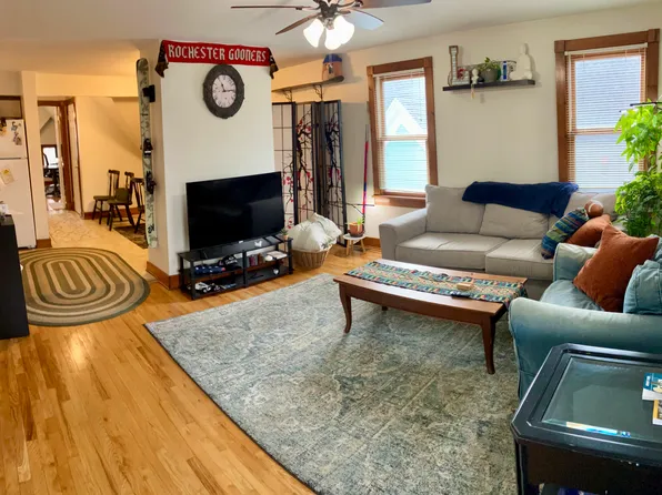 15 Rundel Park APT 6, Rochester, NY 14607