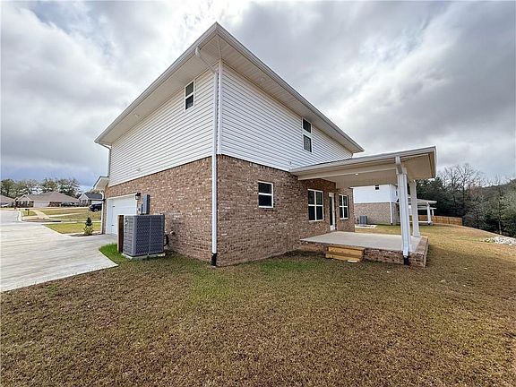 3rd image of 3583 Meadow Ln