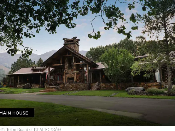 320 W Reserve Dr, Alpine, WY 83128