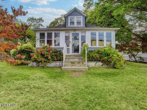 168 Railroad Avenue, Belford, NJ 07718