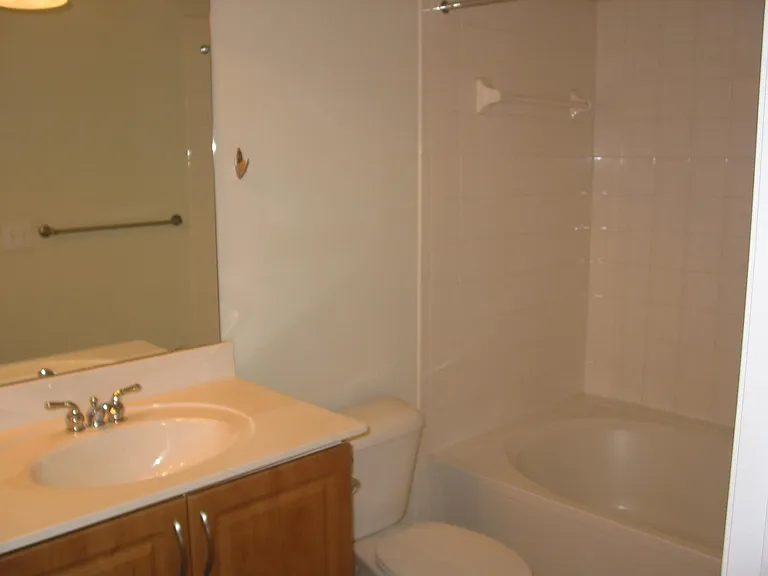 12913 Centre Park Cir #411 — Photo 4