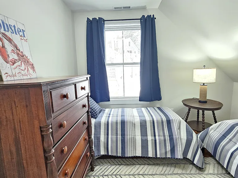 466 Main St #1 — Photo 14